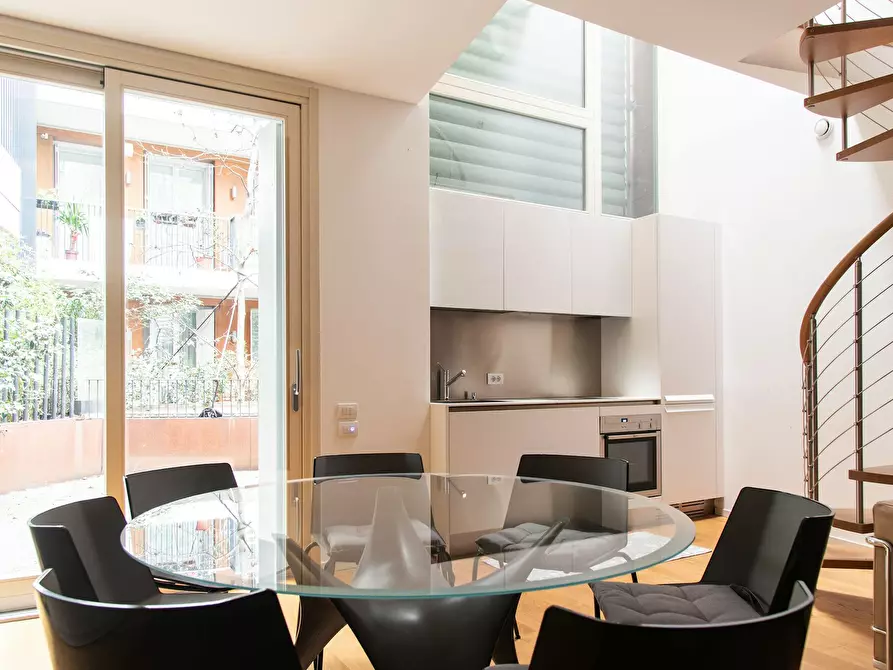 Immagine 4 di Appartamento in affitto  in Viale Monte Grappa a Milano