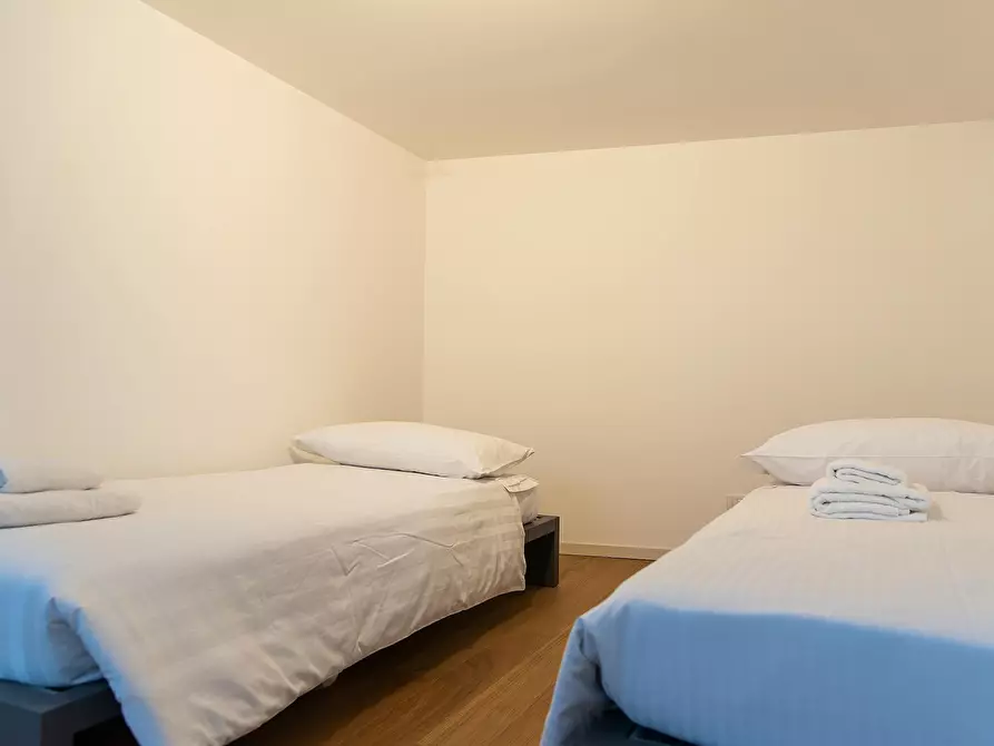 Immagine 10 di Appartamento in affitto  in Viale Monte Grappa a Milano