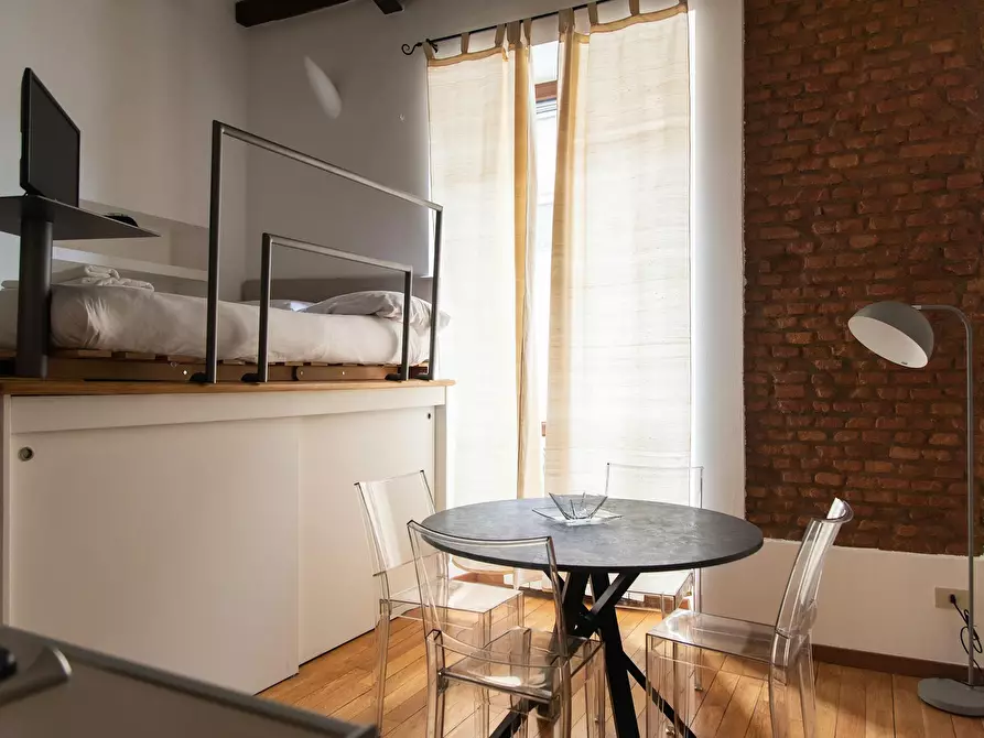 Immagine 2 di Appartamento in affitto  in Via Gaspare Rosales a Milano