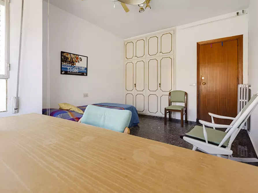 Immagine 3 di Camera in affitto  in Ronda de Garay a Murcia