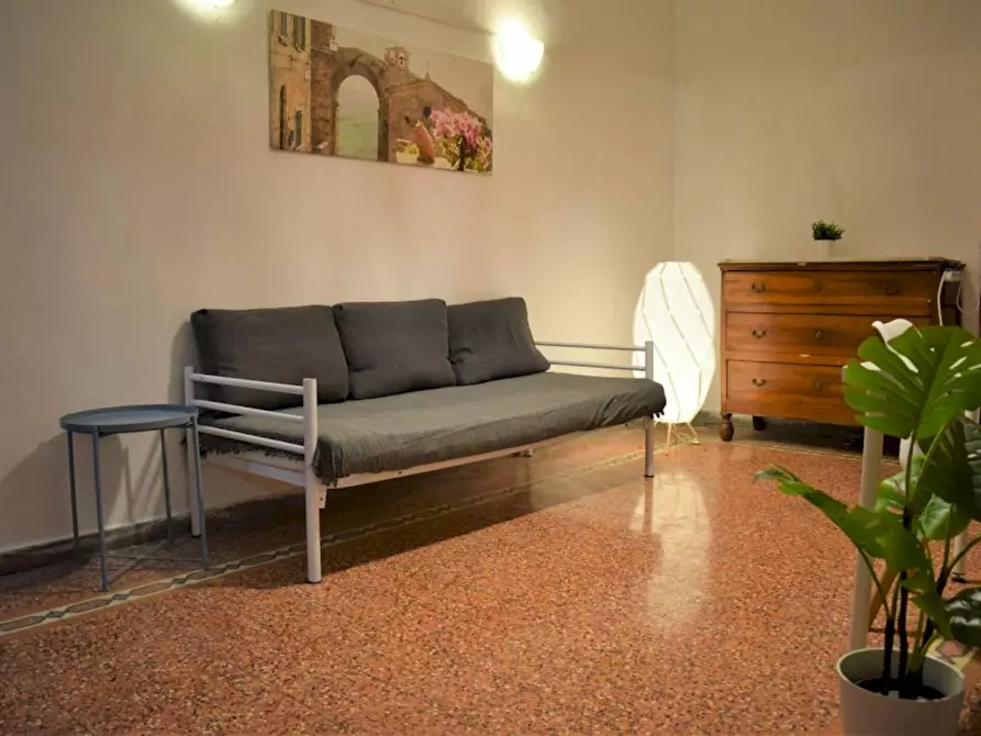 Immagine 9 di Camera condivisa in affitto  in Borgo Ognissanti a Firenze