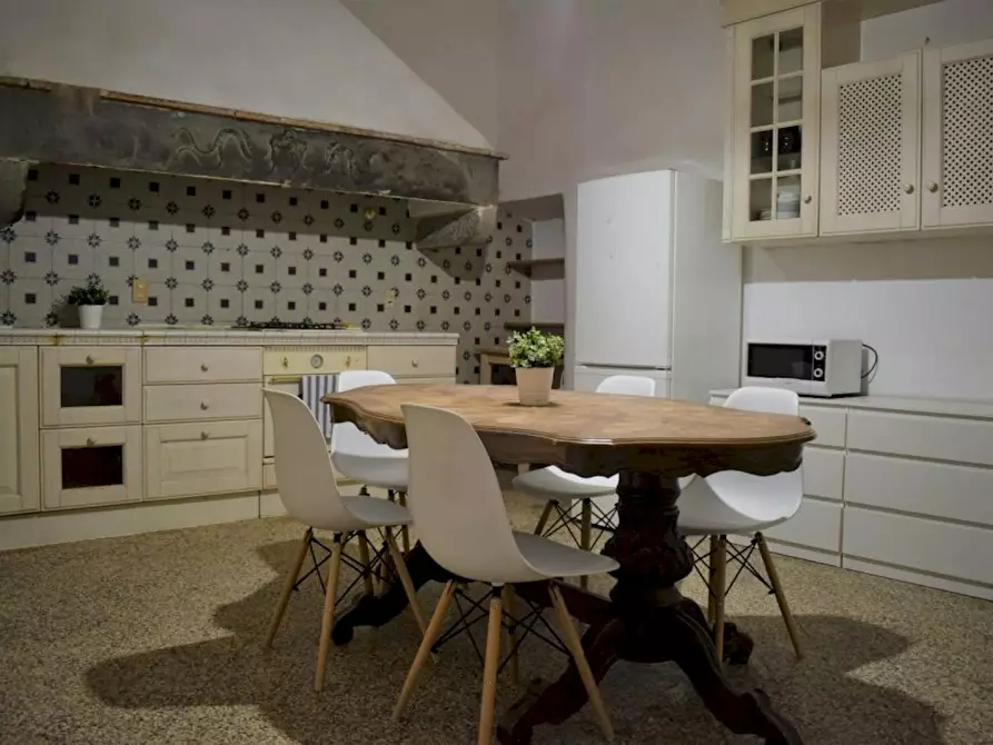 Immagine 2 di Camera in affitto  in Borgo Ognissanti a Firenze