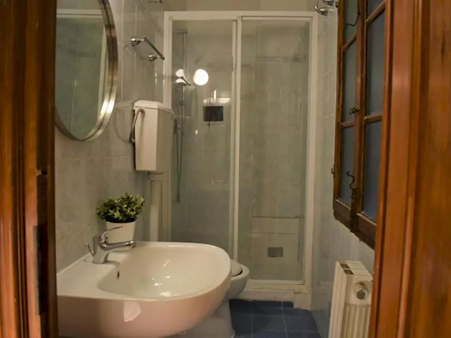 Immagine 6 di Camera in affitto  in Borgo Ognissanti a Firenze