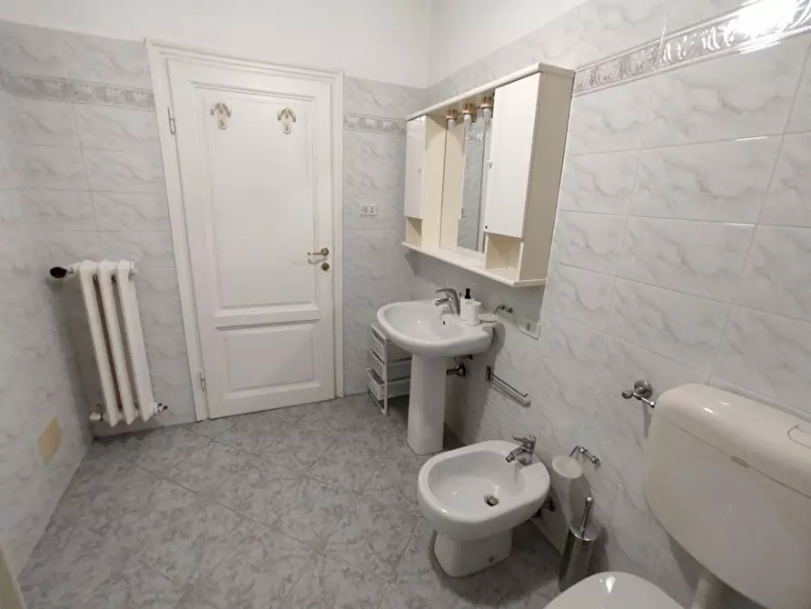 Immagine 7 di Camera in affitto  in Viale dei Mille a Firenze