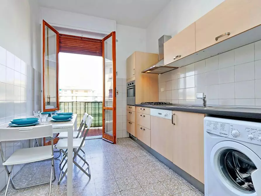 Immagine 3 di Camera in affitto  in Via Vincenzo Bellini a Firenze