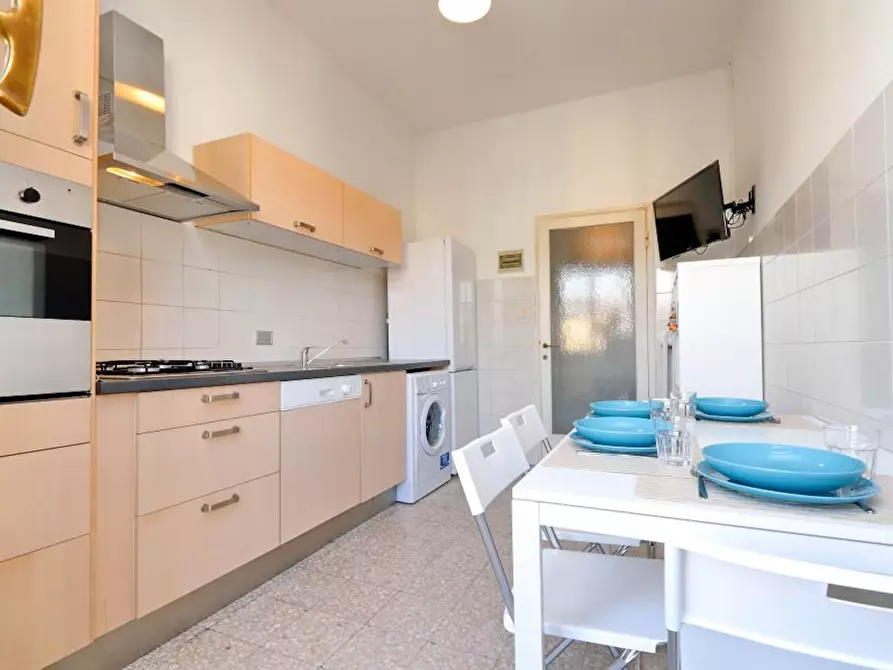 Immagine 4 di Camera in affitto  in Via Vincenzo Bellini a Firenze