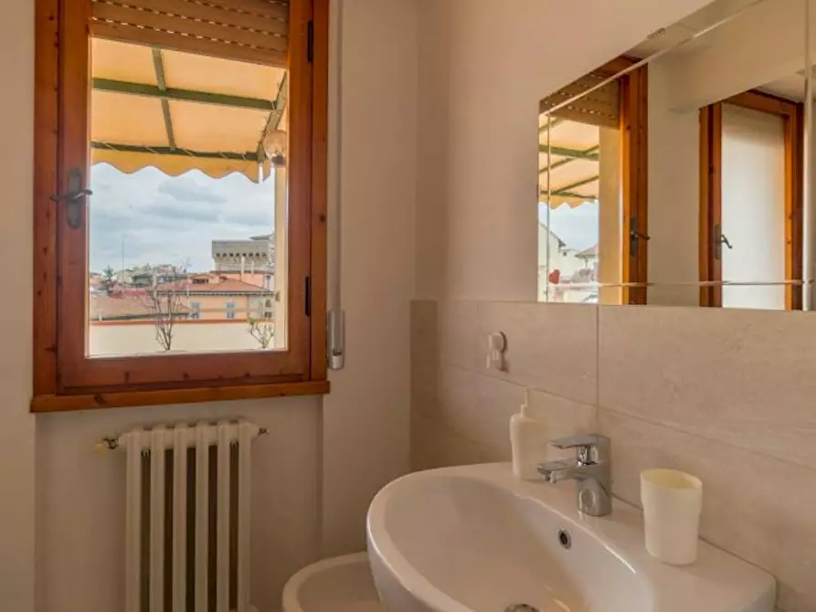 Immagine 9 di Camera in affitto  in Piazza Augusto Conti a Firenze