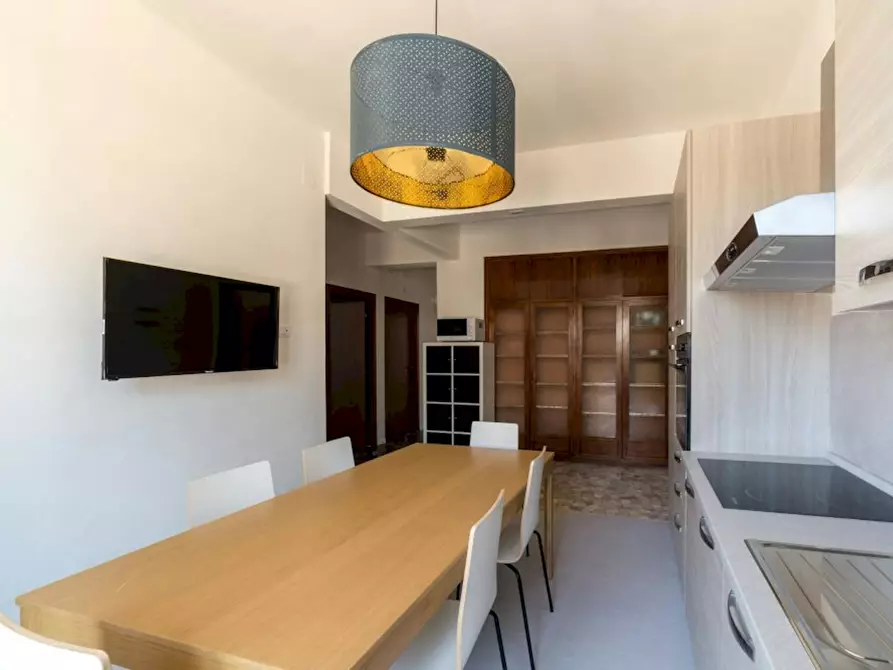 Immagine 3 di Camera condivisa in affitto  in Viale dei Mille a Firenze