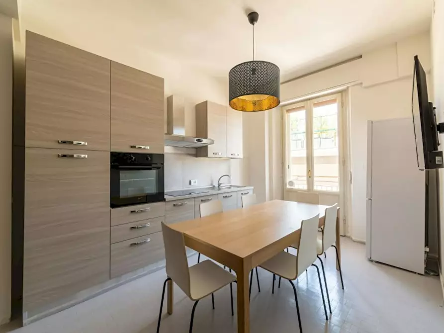 Immagine 4 di Camera condivisa in affitto  in Viale dei Mille a Firenze