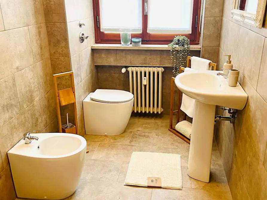 Immagine 9 di Camera in affitto  in Via Antonio Canova a Milano