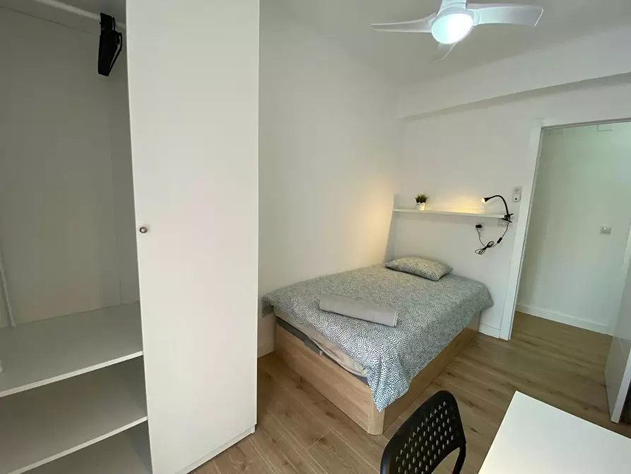 Immagine 5 di Camera in affitto  in Calle Sierra de Monchique a Madrid