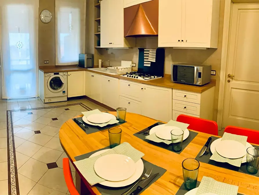 Immagine 3 di Camera in affitto  in Via Michelangelo Buonarroti a Milano