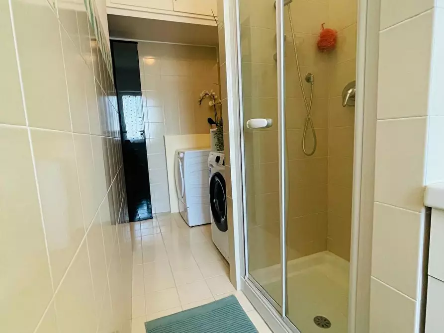 Immagine 8 di Camera in affitto  in Via Domenichino a Milano