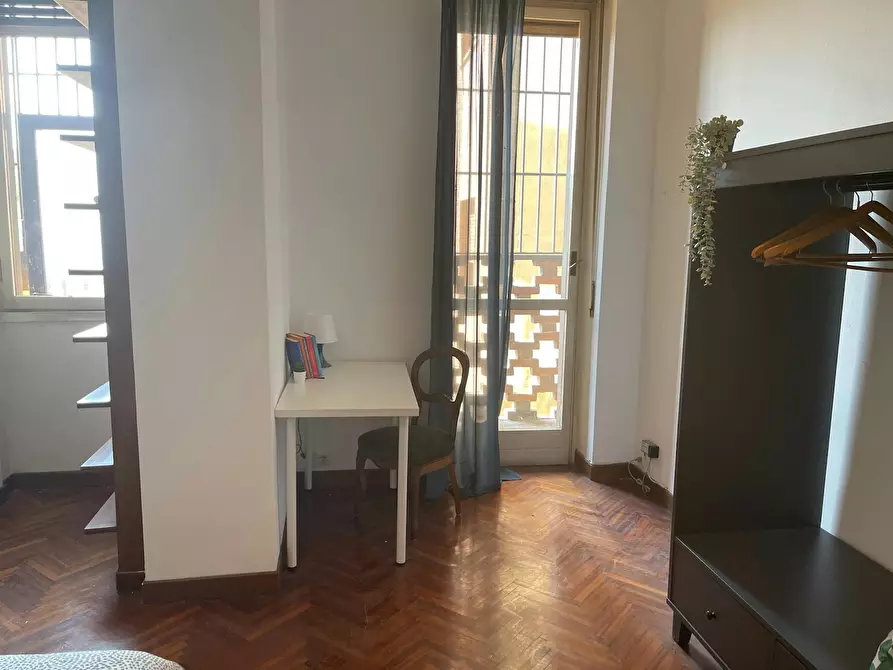 Immagine 2 di Camera in affitto  in Via Tristano Calco a Milano
