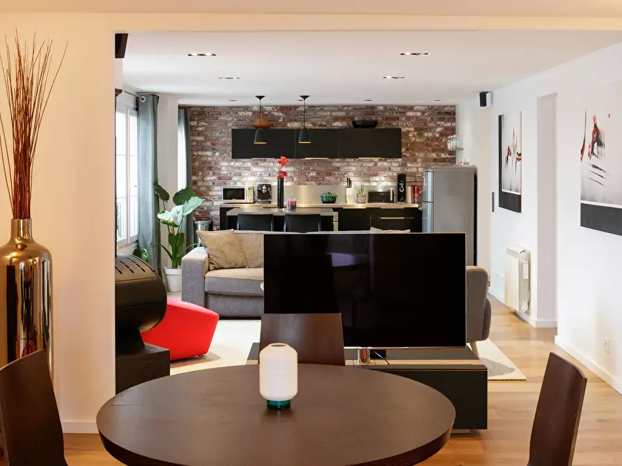 Immagine 8 di Appartamento in affitto  in Rue Saint Denis a Paris