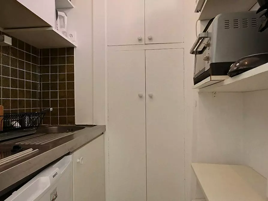 Immagine 6 di Appartamento in affitto  in Rue des Batignolles a Paris 17