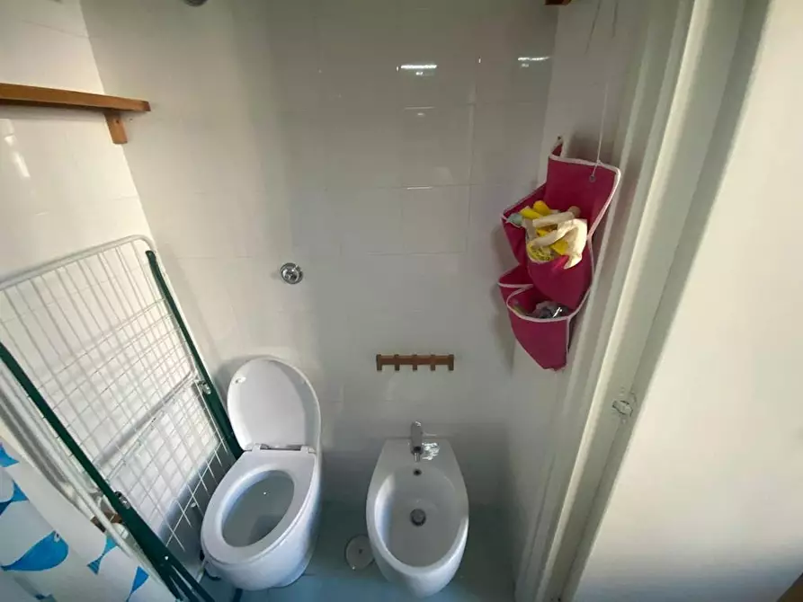 Immagine 10 di Appartamento in affitto  in Via Giulia a Roma