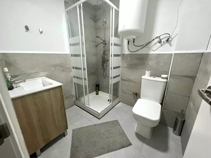 Immagine 6 di Camera in affitto  in Calle Hortensia a Getafe