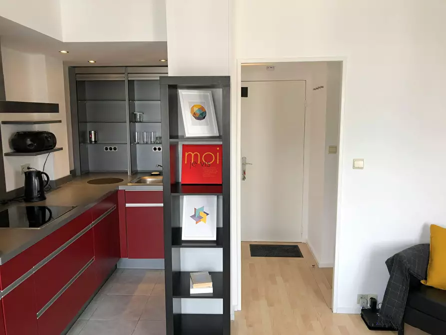 Immagine 5 di Appartamento in affitto  in Rue Montoyer a Bruxelles