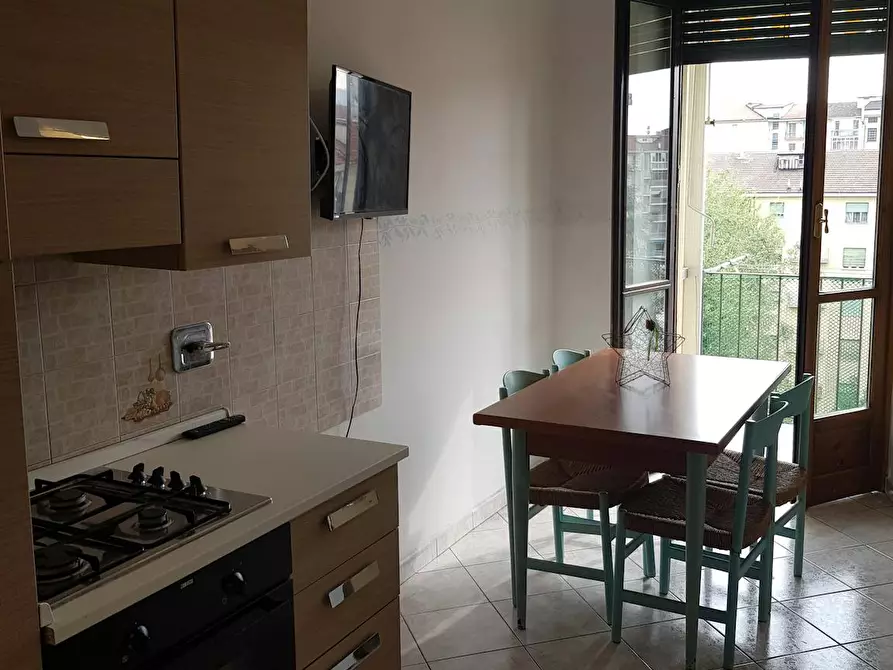 Immagine 6 di Camera in affitto  in Via Sant'Ambrogio a Torino