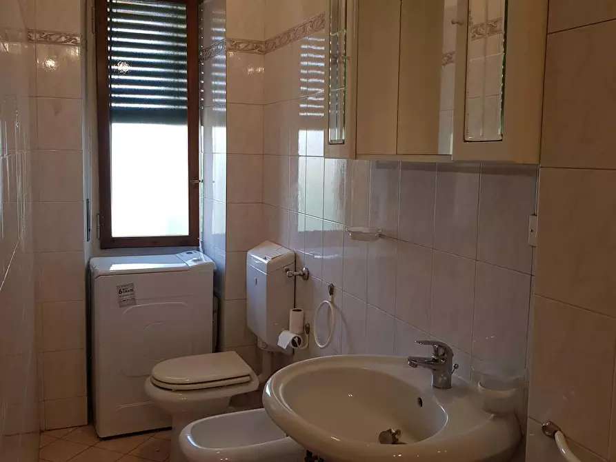 Immagine 4 di Camera in affitto  in Via Sant'Ambrogio a Torino