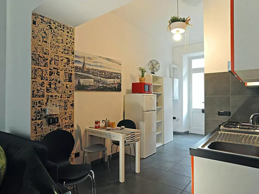 Immagine 8 di Appartamento in affitto  in Via Francesco Petrarca a Torino