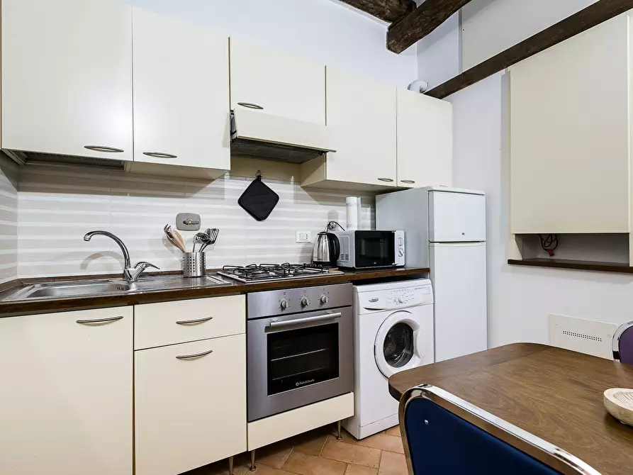 Immagine 3 di Appartamento in affitto  in Via Paglietta a Bologna