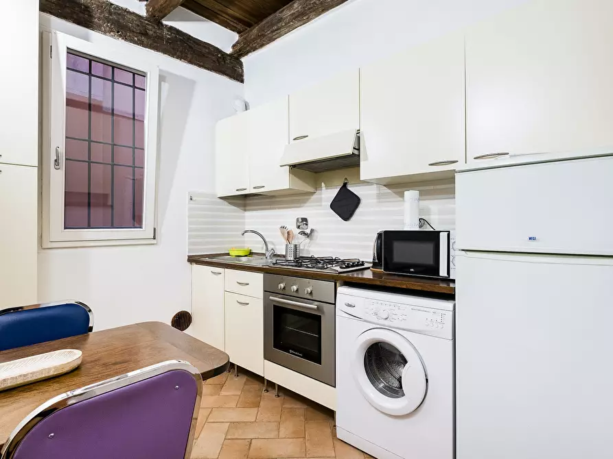 Immagine 4 di Appartamento in affitto  in Via Paglietta a Bologna