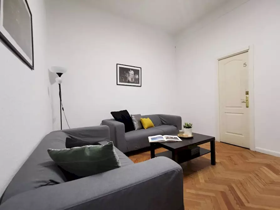 Immagine 3 di Camera in affitto  in Calle de Preciados a Madrid