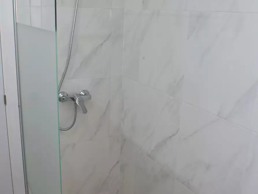Immagine 10 di Appartamento in affitto  in Carrer del Moianès a Barcelona