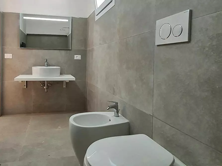 Immagine 6 di Appartamento in affitto  in Via del Lavoro a Bologna