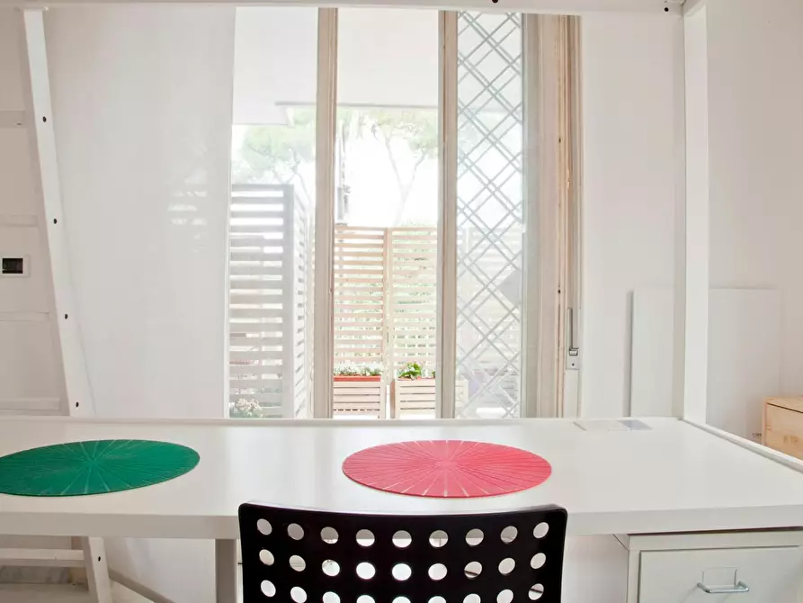 Immagine 4 di Camera in affitto  in Via Salaria a Roma