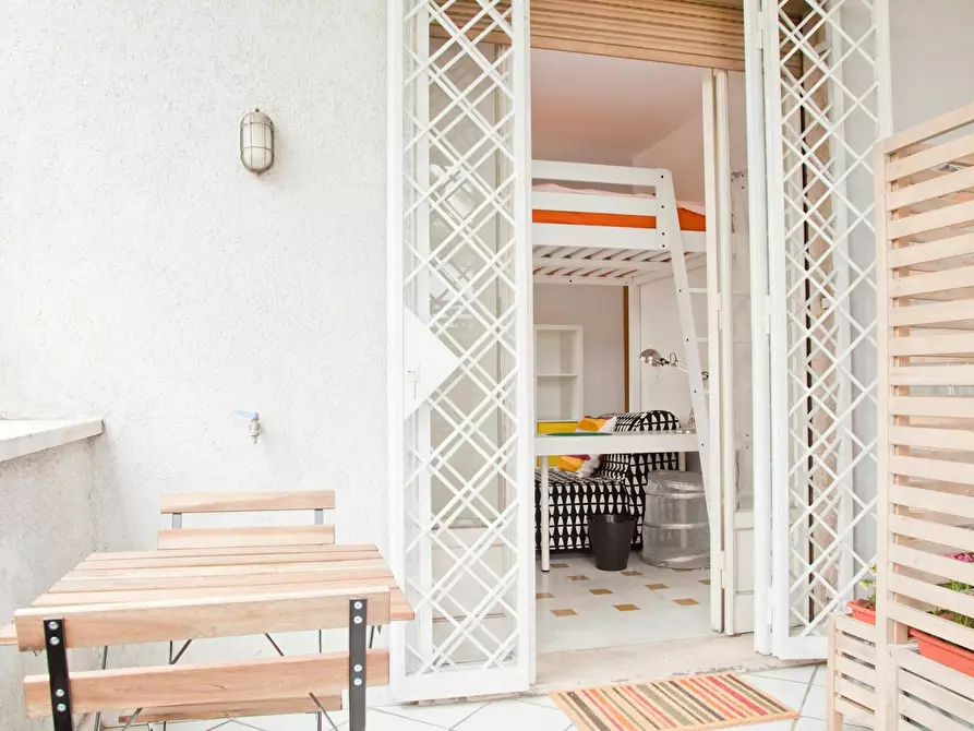 Immagine 8 di Camera in affitto  in Via Salaria a Roma