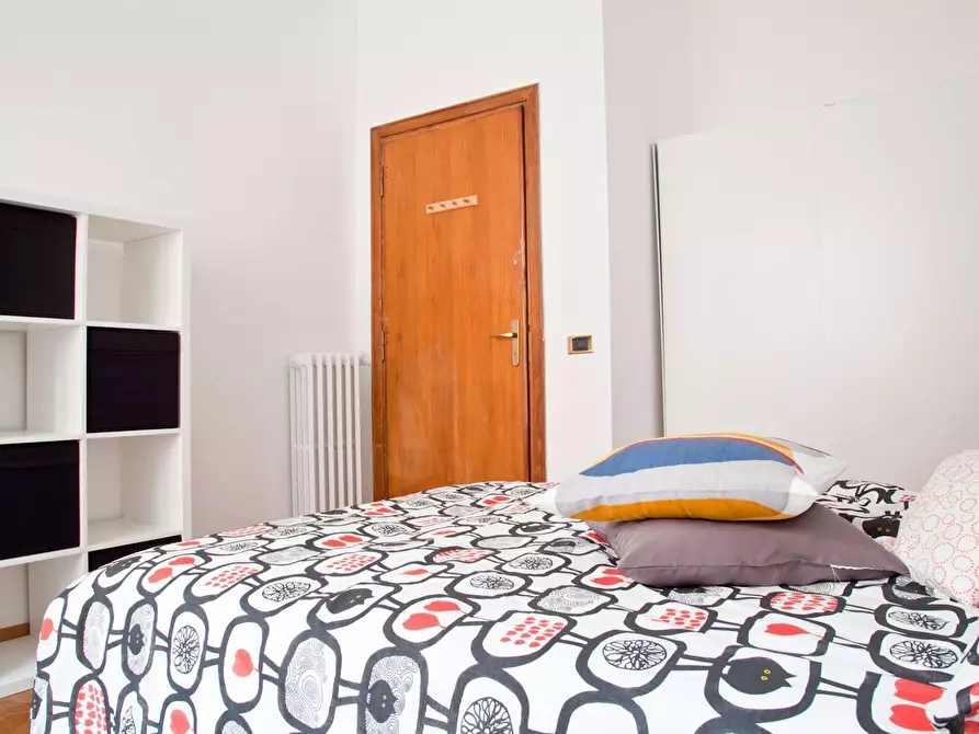 Immagine 5 di Camera in affitto  in Via Salaria a Roma