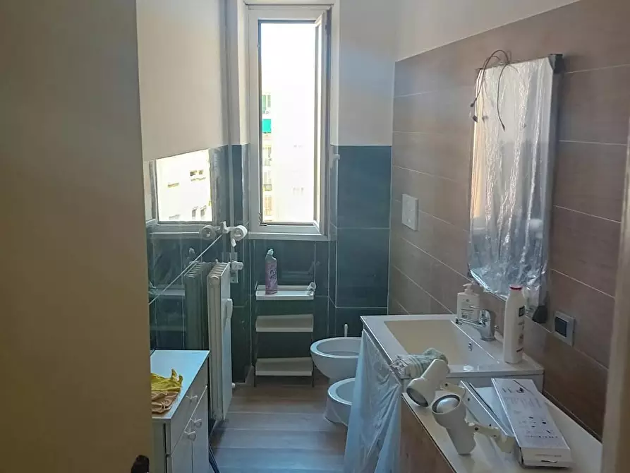 Immagine 6 di Camera in affitto  in Via Gallia a Roma