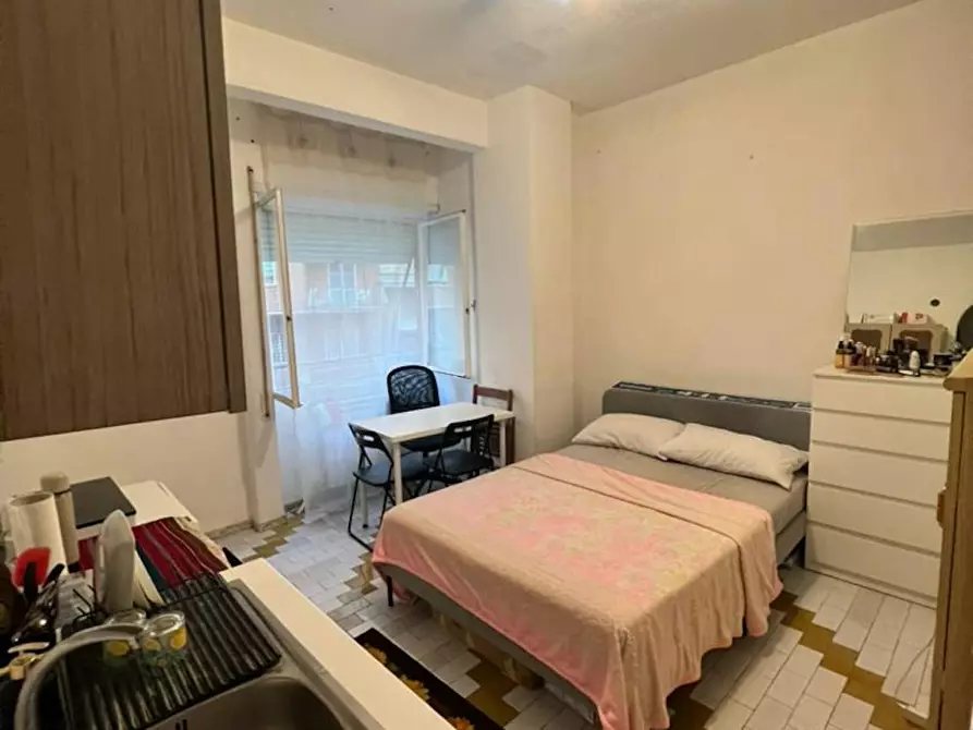 Immagine 4 di Appartamento in affitto  in Via di San Romano a Roma