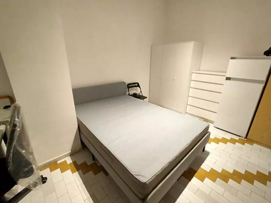 Immagine 5 di Appartamento in affitto  in Via di San Romano a Roma