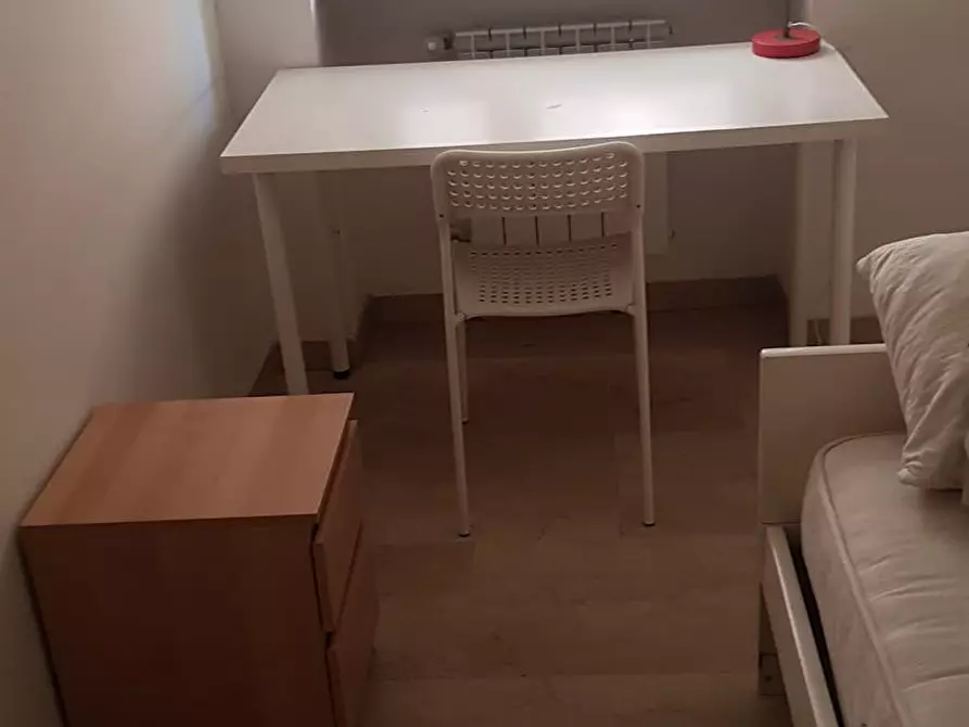 Immagine 5 di Camera in affitto  in Via Conca d'Oro a Roma