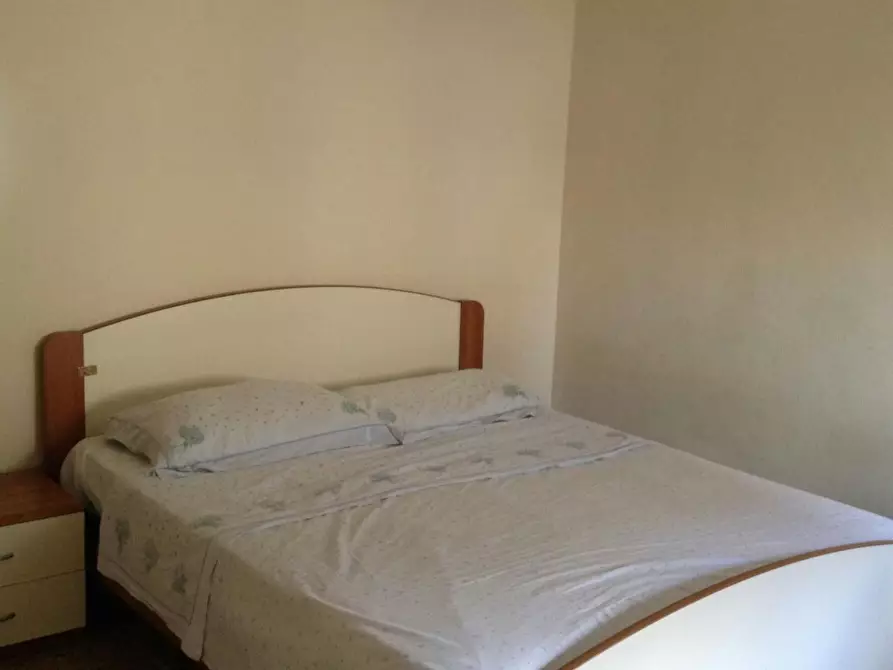 Immagine 1 di Camera in affitto  in Via Sirte a Roma