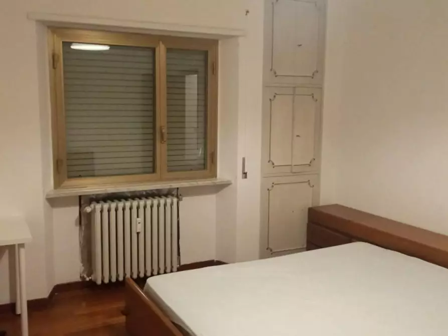 Immagine 4 di Camera in affitto  in Via Macedonia a Roma
