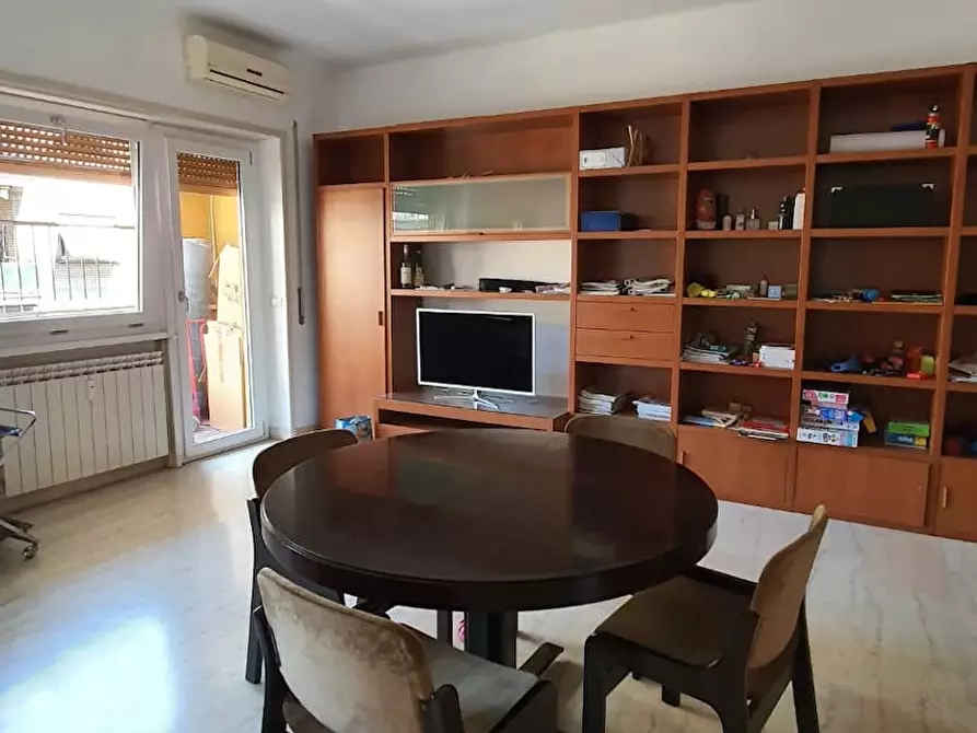 Immagine 9 di Camera in affitto  in Via Portuense a Roma