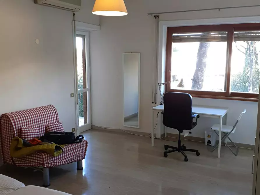 Immagine 8 di Camera in affitto  in Via Luigi Arbib Pascucci a Roma