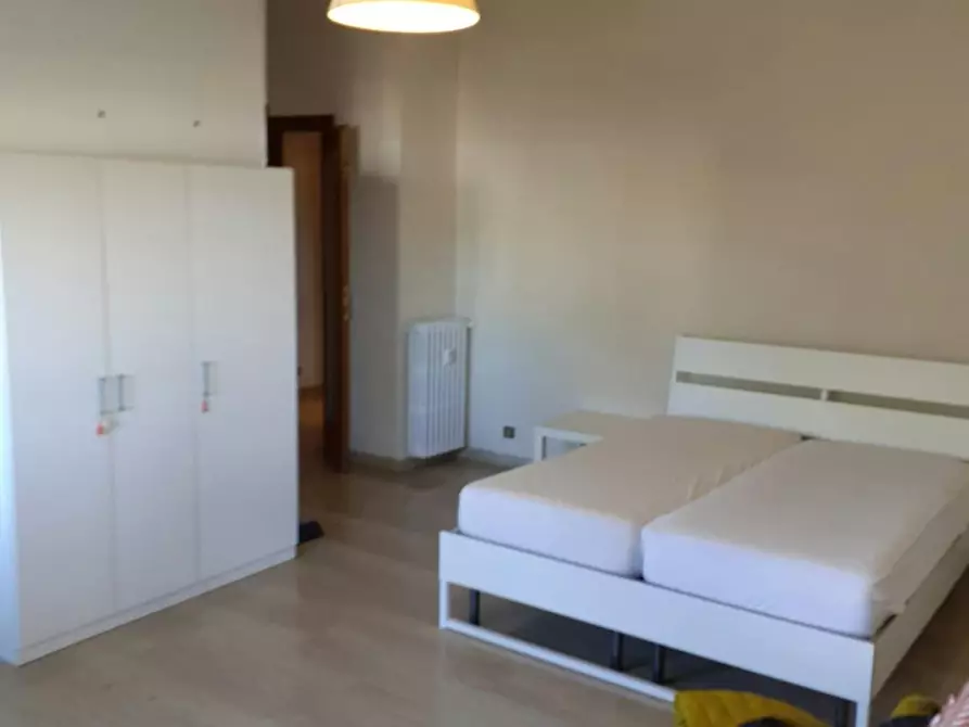 Immagine 1 di Camera in affitto  in Via Luigi Arbib Pascucci a Roma