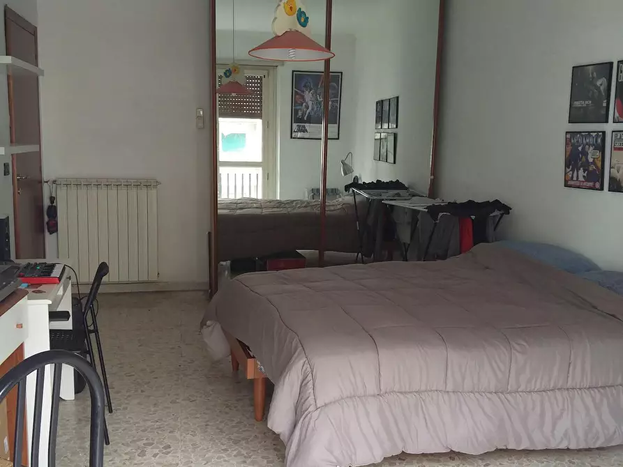 Immagine 2 di Camera in affitto  in Via Giuseppe Veronese a Roma