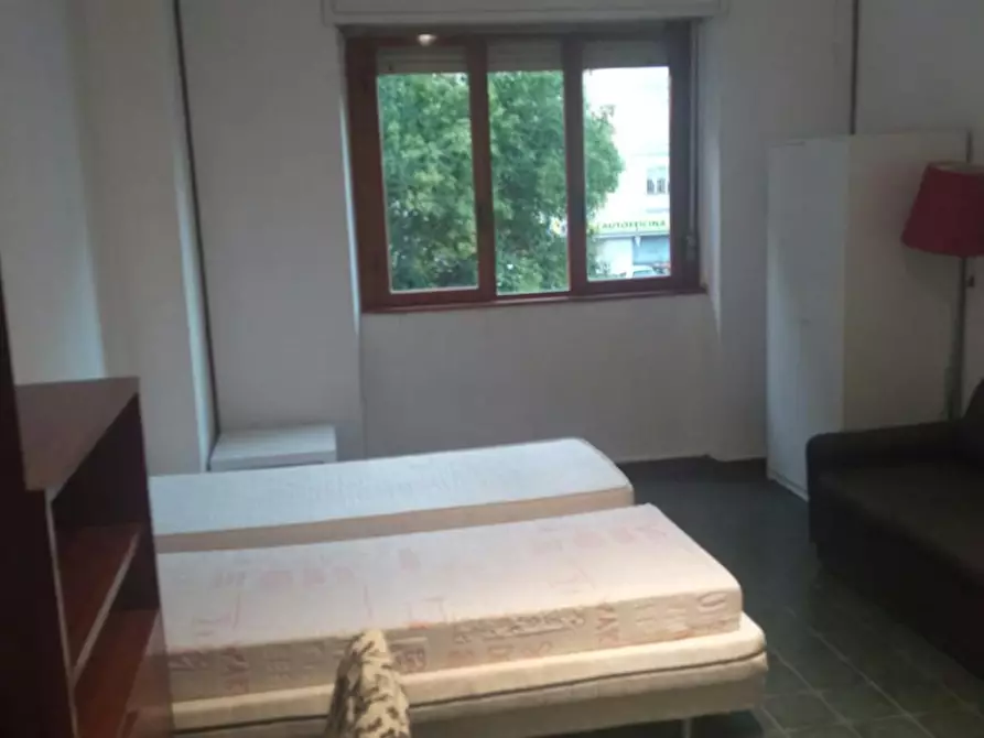 Immagine 9 di Camera in affitto  in Via di Casal Bruciato a Roma