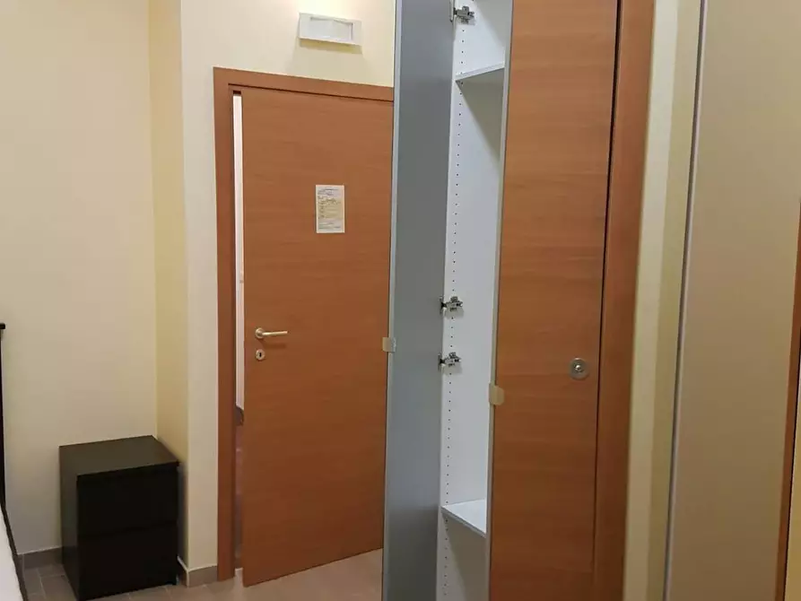 Immagine 2 di Camera in affitto  in Via dei Ramni a Roma
