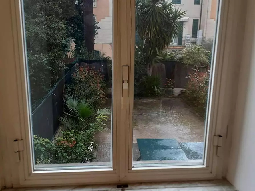 Immagine 8 di Camera in affitto  in Via dei Ramni a Roma