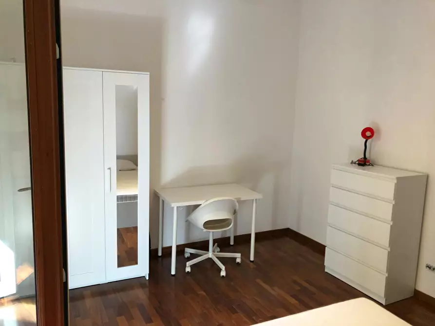 Immagine 4 di Camera in affitto  in Via Annio Felice a Roma