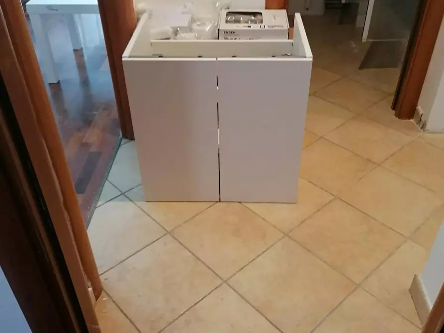 Immagine 10 di Camera in affitto  in Via Annio Felice a Roma