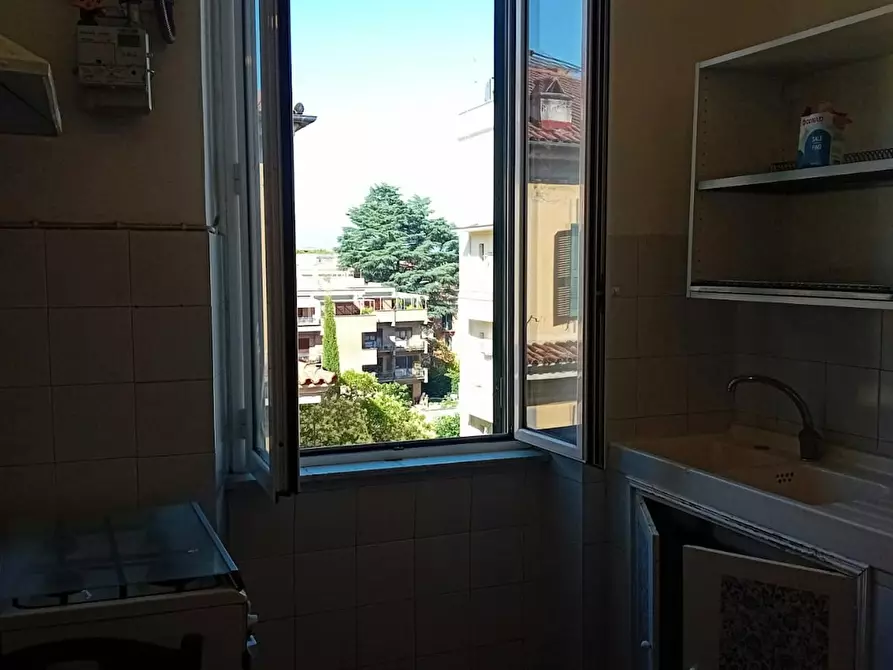 Immagine 7 di Camera in affitto  in Via Tronto a Roma